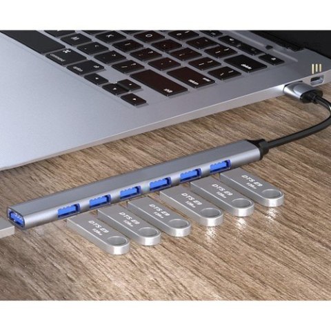 HUB USB- 1 port 3.2 + 6 portów 2.0 Izoxis 24374 Iso Trade