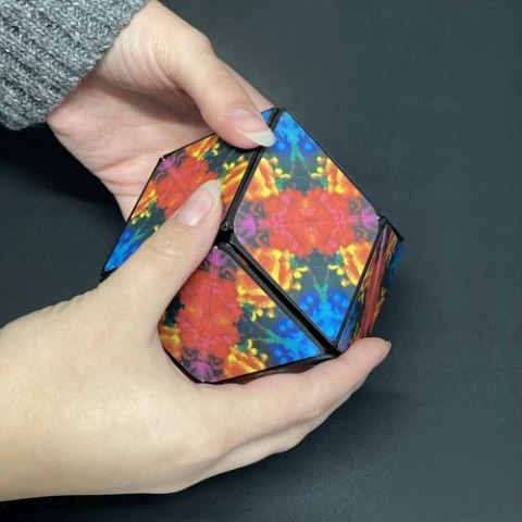 Kostka antystresowa - magnetyczna 24743 Kruzzel Kostka antystresowa - magnetyczna 24743 Kruzzel