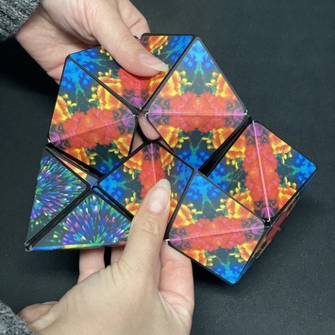 Kostka antystresowa - magnetyczna 24743 Kruzzel Kostka antystresowa - magnetyczna 24743 Kruzzel