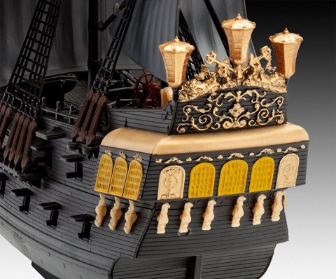 Black Pearl 1/150 Black Pearl 1/150