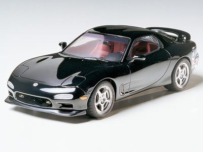 Model plastikowy Mazda RX-7 R1 Model plastikowy Mazda RX-7 R1