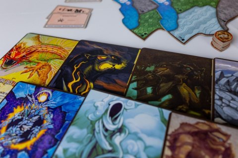 Gra Spirit Island: Rozdarta Ziemia