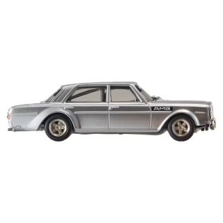 Pojazd Premium 1:43 Mercedes