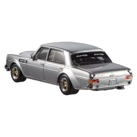 Pojazd Premium 1:43 Mercedes Pojazd Premium 1:43 Mercedes