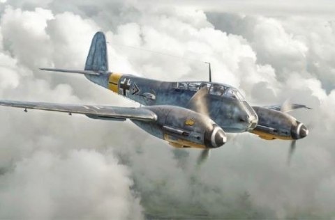 Model plastikowy Messerschmitt ME 410 Hornisse Model plastikowy Messerschmitt ME 410 Hornisse