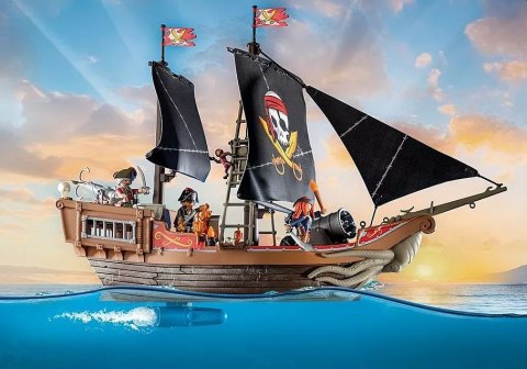 Zestaw z figurkami Pirates 71530 Duży statek piracki Zestaw z figurkami Pirates 71530 Duży statek piracki