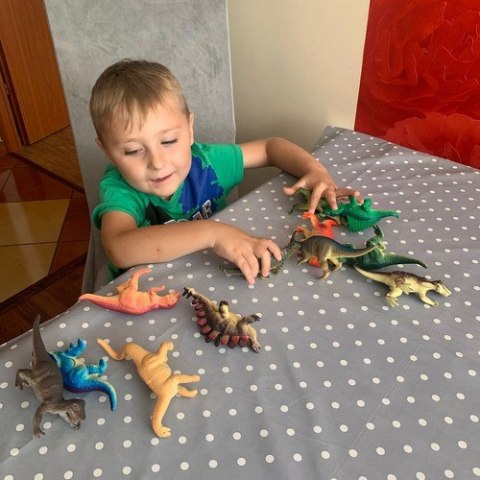 Dinozaury - zestaw figurek 23434 Kruzzel