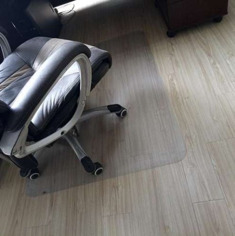 Mata ochronna pod krzesło 100x140cm RUHHY- mleczna Ruhhy