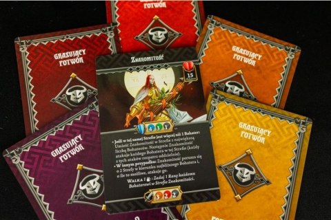 Gra Massive Darkness 2: Mnisi i Nekromanci kontra Znakomitość Gra Massive Darkness 2: Mnisi i Nekromanci kontra Znakomitość