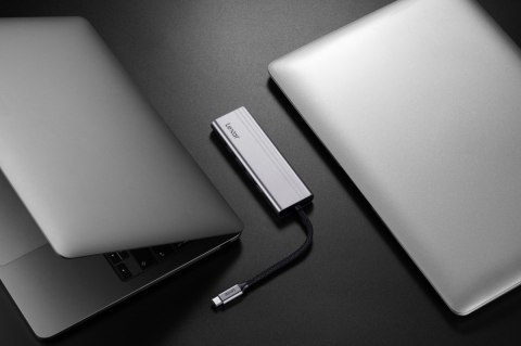 Hub 7-in-1 USB-C USB3.2 Gen1. Type-C, 3xUSB-A HDMI, SD, microSD slot. PD 100W Hub 7-in-1 USB-C USB3.2 Gen1. Type-C, 3xUSB-A HDMI, SD, microSD slot. PD 100W