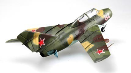 Model plastikowy MiG-15UTI Midget Model plastikowy MiG-15UTI Midget
